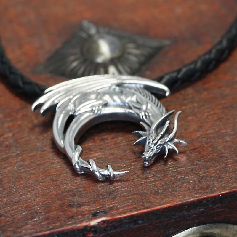 Viserion - Sølvanheng