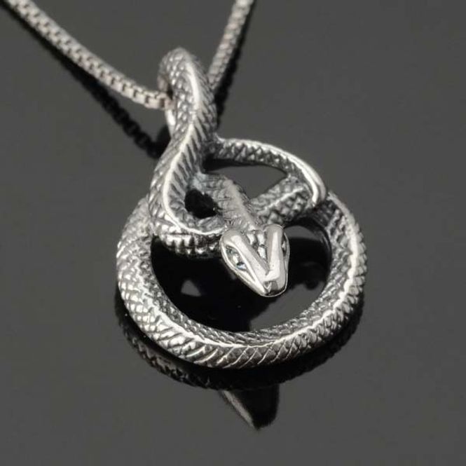 Hovedbilde Serpentes - Sølvanheng